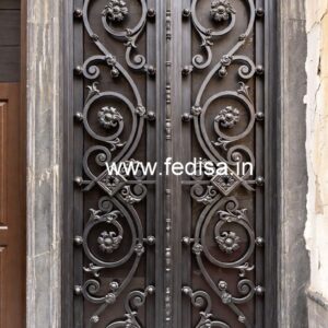 Artistic Villa Entrance Gate Grill Design Inspiration No-6128