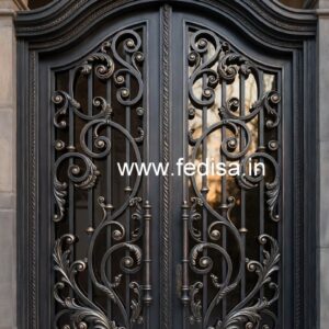 Stylish Front Exterior Gate Grill Design for Modern Villas No-6300