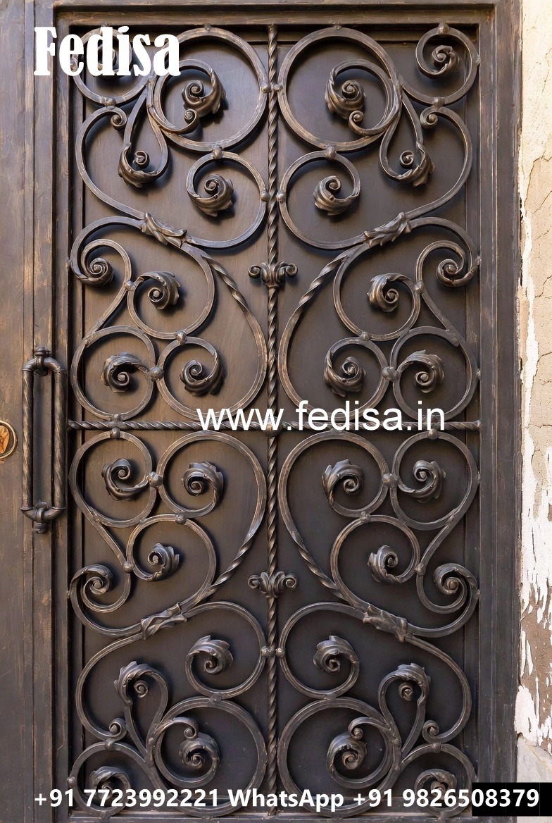 Contemporary Gate Grill Design with Artistic Patterns No-6615