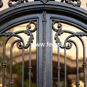 Beautiful Exterior Gate Grill Design for Villas No-6687