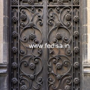 Unique Entrance Gate Grill Design for Contemporary Homes No-6734