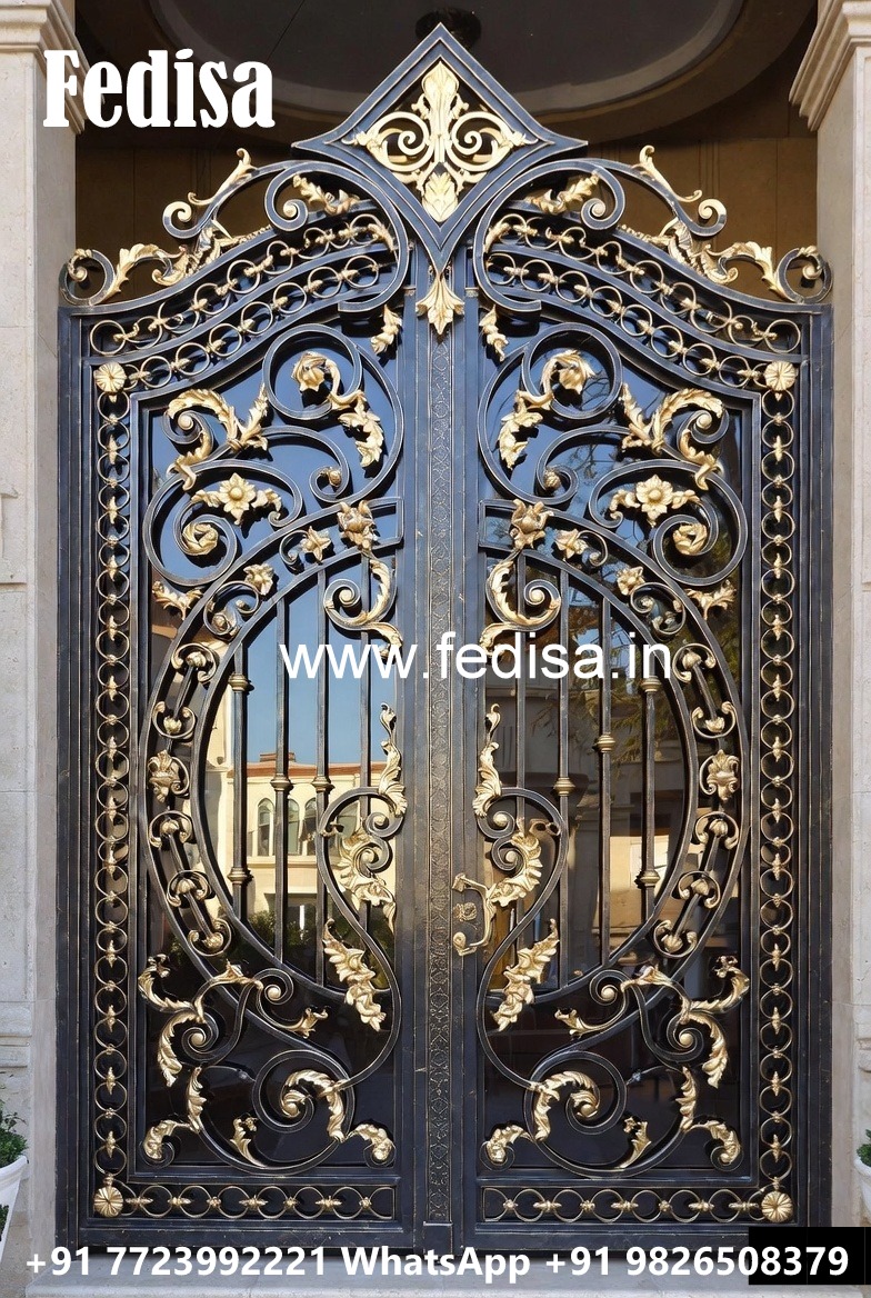 Trendy Villa Gate Grill Design for Exterior Beauty No-7292