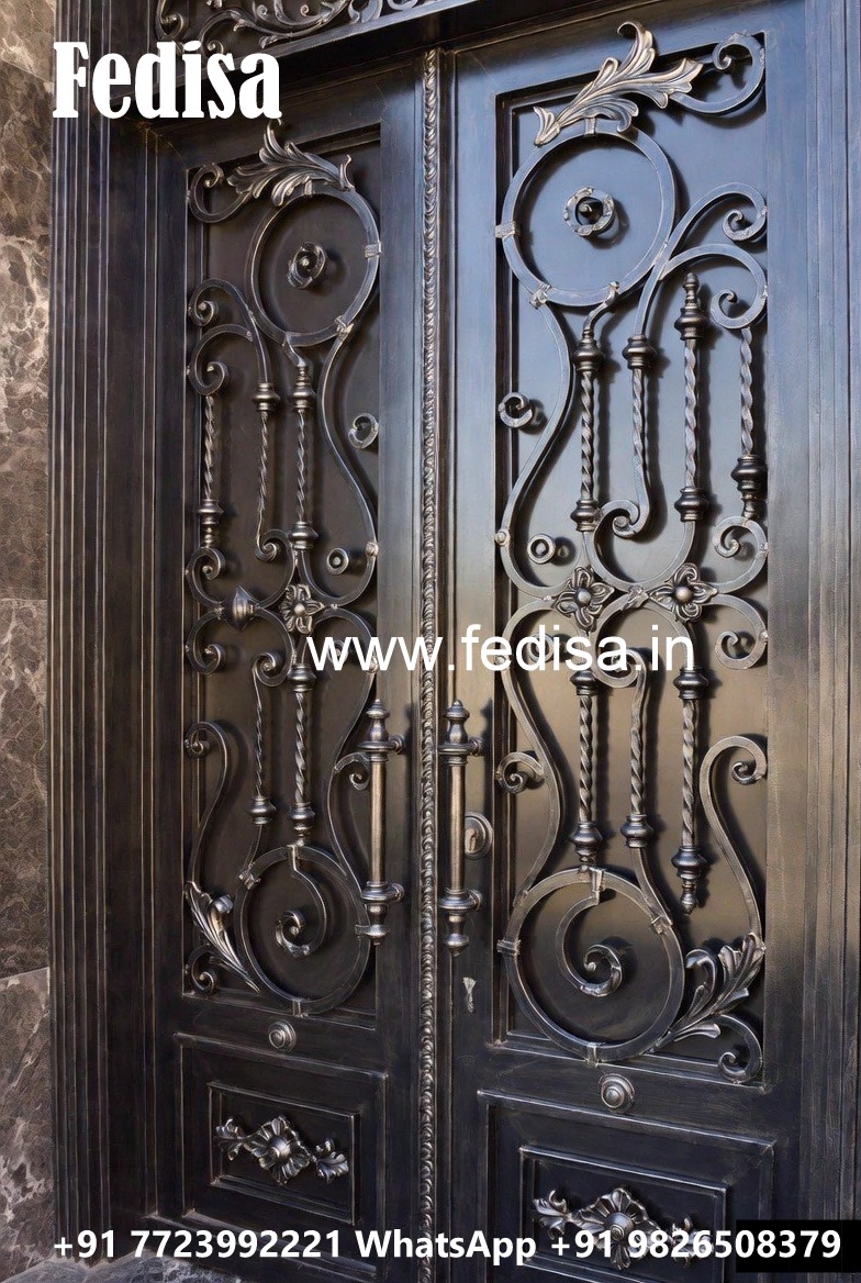Minimal Steel Gate Grill Design for Elegant Homes No-7593