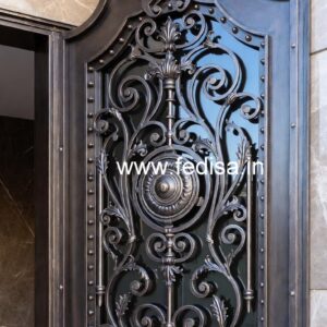 Modern Iron Gate Grill Design with Artistic Detail No-7675