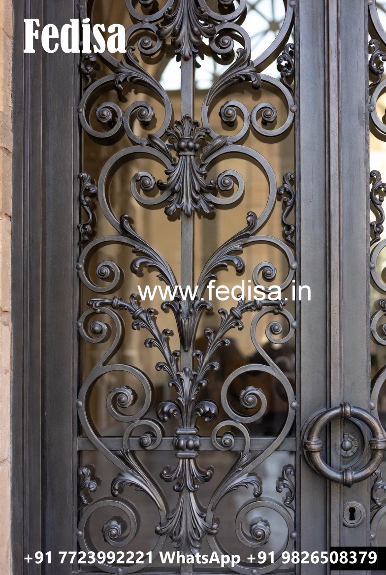 Unique Gate Grill Design Ideas for Luxury Villas No-7813